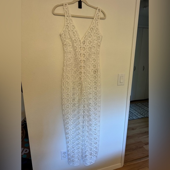 Myla London Vine Street Jumpsuit Sheer Crochet Resortwear Size Small White EUC - Picture 3 of 10